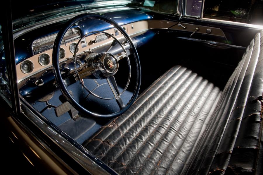  Buick Landau Show Car 1954 года  (фото 4 из 6)